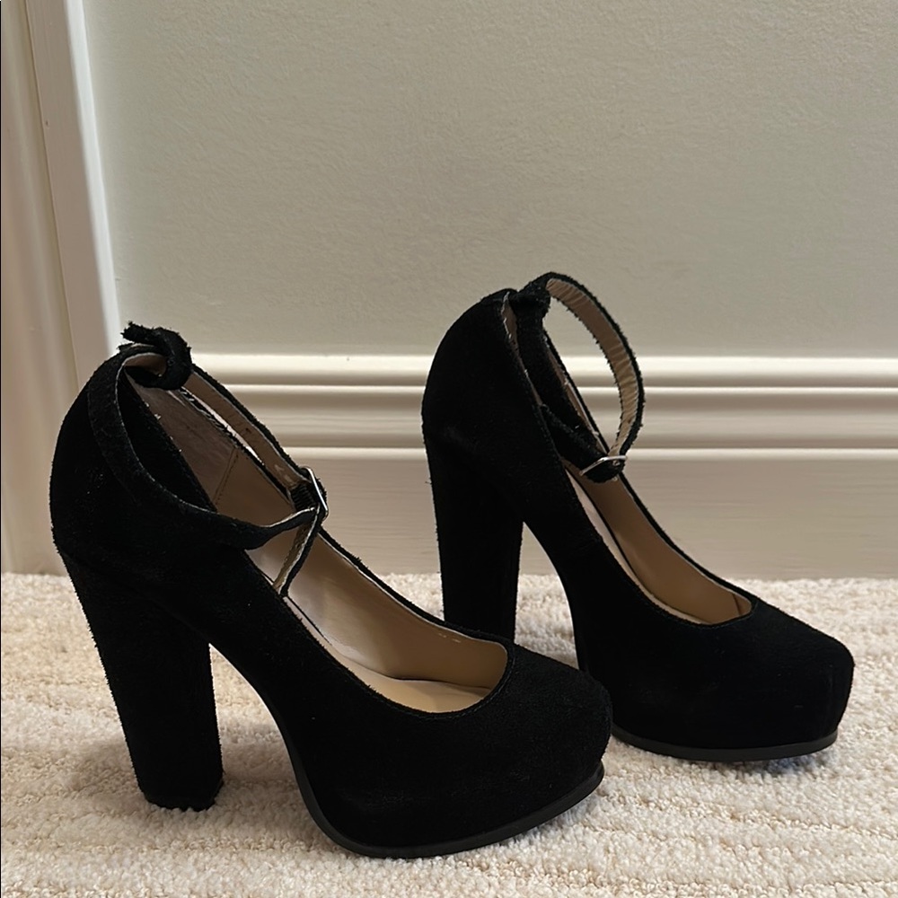 Steve Madden Black Mary Jane Heels